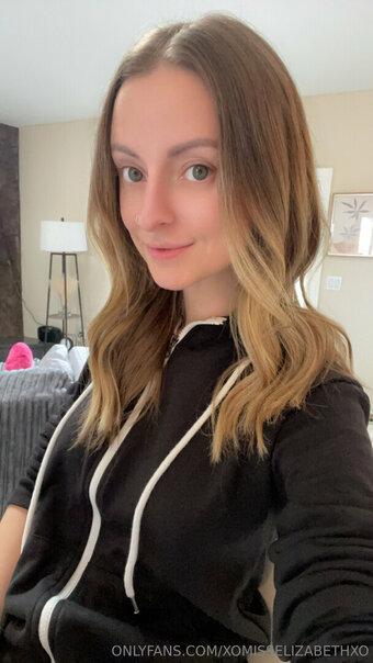 xomisselizabethxo Nude Leaks Photo 6