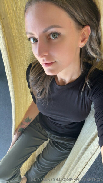 xomisselizabethxo Nude Leaks Photo 19