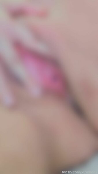 xthebeex Nude Leaks Photo 3