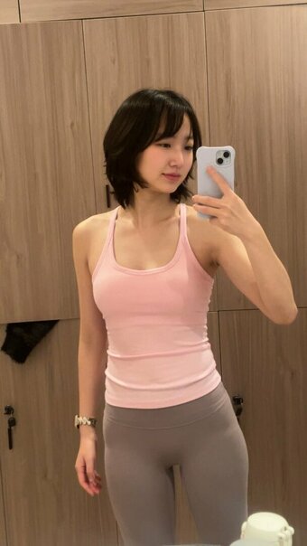 ya36088 / https: Nude Leaks Photo 28