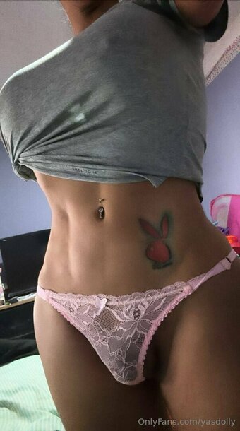 YasM / DollyTsYass / https: / yasdolly Nude Leaks OnlyFans Photo 2