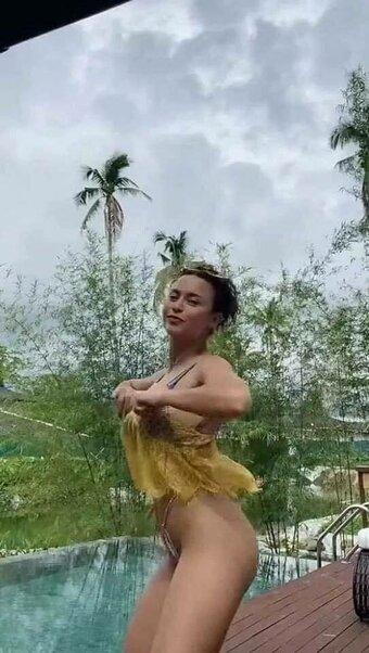 Yassi Pressman / yassipressman / yassizzle Nude Leaks Photo 4