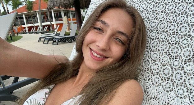 YellowMinimum6204 / anna.wildee / annawilde_ / ittybittytitties69 Nude Leaks OnlyFans Photo 4