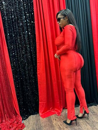 Yesprettyb / u370005736 Nude Leaks OnlyFans Photo 12