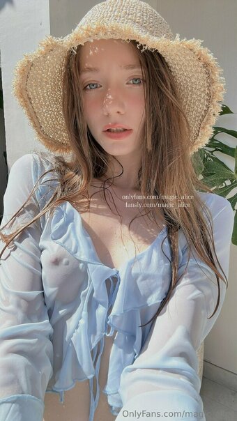 Your_Cookie_ / Magic_Alice / https: / magic_alice_ Nude Leaks OnlyFans Photo 10
