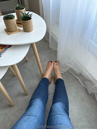 your_feet_fantasies