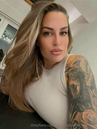 your-obsession Nude Leaks Photo 9