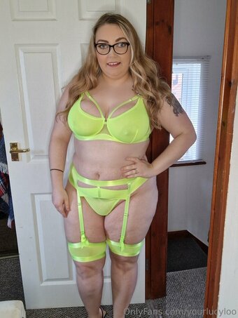 yourlucyloo Nude Leaks Photo 4