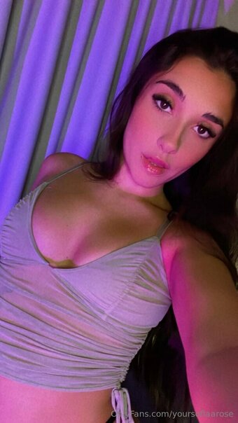 yoursofiaarose Nude Leaks Photo 1