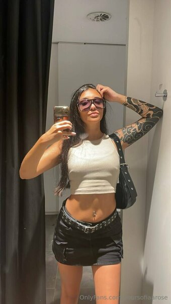yoursofiaarose Nude Leaks Photo 4