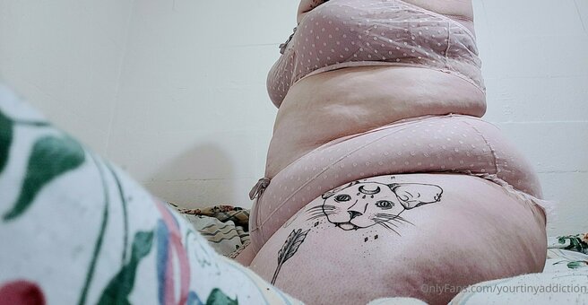 yourtinyaddiction Nude Leaks Photo 6