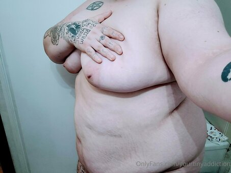 yourtinyaddiction Nude Leaks Photo 14