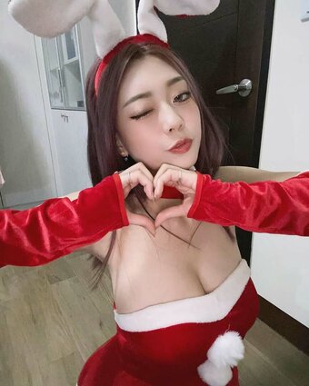 zebra_yang Nude Leaks Photo 10