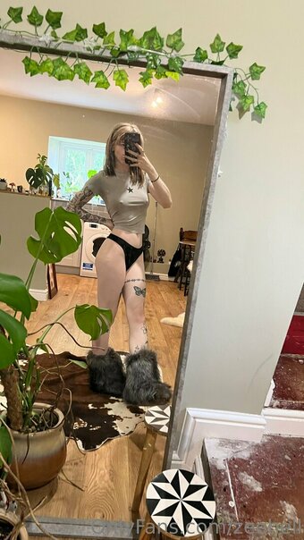 zeehell Nude Leaks Photo 10