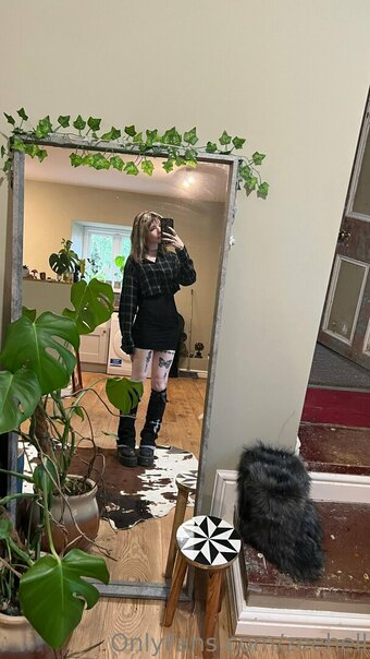 zeehell Nude Leaks Photo 12