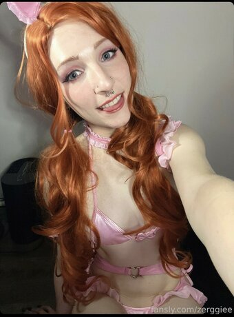 zerggiee Nude Leaks Photo 23