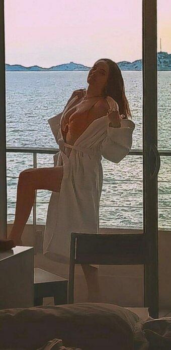 Zodebut Nude Leaks Photo 26