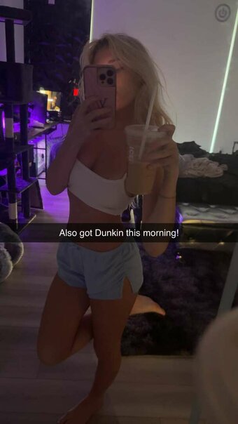 Zoe Riser / zoe.riser / zoe.riserr / zoeriserr Nude Leaks Photo 9