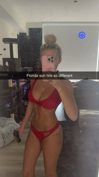 Zoe Riser / zoe.riser / zoe.riserr / zoeriserr Nude Leaks Photo 12