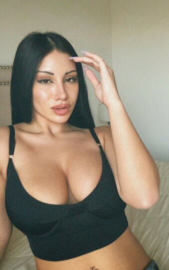 zoefernanddez / imfromvenusdarling Nude Leaks OnlyFans Photo 3