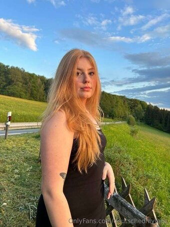 ZoeRedHair Nude Leaks OnlyFans Photo 16