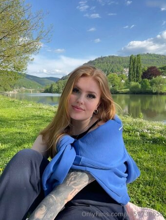 ZoeRedHair Nude Leaks OnlyFans Photo 22