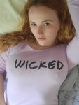 amateur-do-i-look-wicked-tbzJ9X.jpg