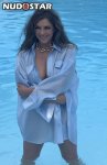 Elizabeth-Hurley_nude_leaked_011.jpg