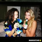 Stella_Maxwell_nude_leaked_093.jpg