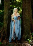Sara-Underwood-Daenerys-Targaryen-19.jpg