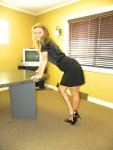 Office-Slut-Jennifer---DSCN0936_l.jpg