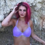 Alana Arbucci is a popular Youtuber7808_n.jpg