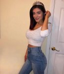 Alana Arbucci is a popular Youtuber92878_n.jpg