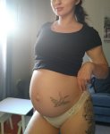 gonewild-how-does-8-months-pregnant-look-on-me-69bP7c.jpg