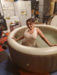 bbw-come-get-wet-with-me-HmUnAU.jpg