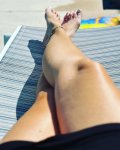 milf-sunny-days-long-legs-and-white-toes-kDhUms.jpg
