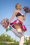 08_Gwen_Cheerleader_777d357c386d7cd1f.jpg