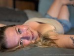 5933effaab5bdf017741bb26f626cac8ba910e731f92b6823c8f7872051d7a21.jpg