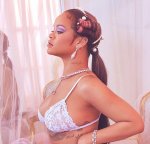 Rihanna by-Nude-20-NudoStar.com.jpg