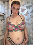 b8d2efee405ecba9be2ccd4d2a7e8e6cfac182e58d1bbd3bbcf4e20d0a582a91.jpg
