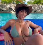 Screenshot 2025-09-30 213826.jpg