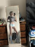 HBZonDjXgAAuZqS-1.jpg