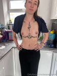 28c994e082db33c78ac38028defedd16a02c92375ed1cc8bbff33b34b5d7e520.jpg