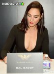 Gal_Gadot_nude_leaked_019.jpg