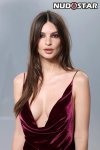 Emily_Ratajkowski_nude_leaked_021.jpg