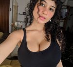 Isabella-190110-R.jpg