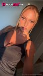 Emeline_nude_leaked_001.jpg
