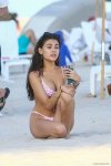 Madison-Beer-White-And-Pink-Beach-Bikini-3.jpg