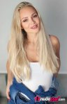 Beatrice_Rosen_nude_leaked_009.jpg