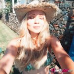Beatrice_Rosen_nude_leaked_014.jpg